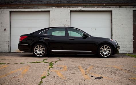 2012 Hyundai Equus Ultimate - Editors' Notebook - Automobile Magazine