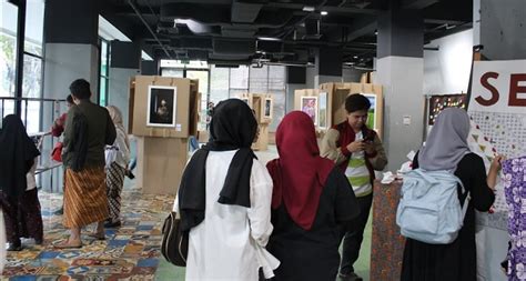 Pameran SEFOKA Kriya Tekstil Dan Fashion UM Bandung Sukses Digelar