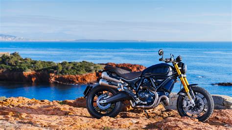 Ducati Scrambler 1100 Pro Sport Review | Reviewmotors.co