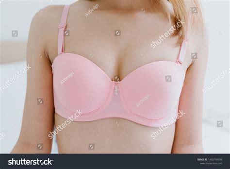 Sexy Beautiful Girl Pink Lingerie On Stock Photo 1400799356 Shutterstock
