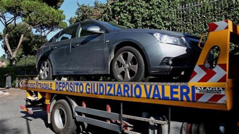 Soccorso Stradale Quanto Costa Chiamare Il Carro Attrezzi Gazzetta It