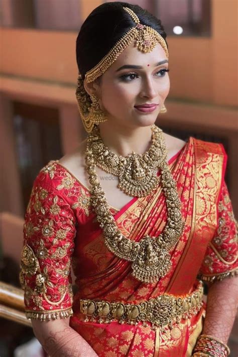 Traditional South Indian Jewellery For Brides Bengali Bridal Makeup Indian Bridal Bengali Bride