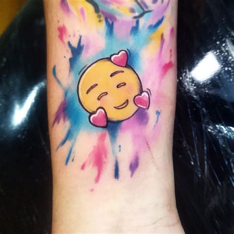 Tatuagens De Emoji Amo Tatuagem