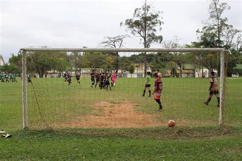 Col Gio Satc Vence Fase Municipal Do Moleque Bom De Bola Satc