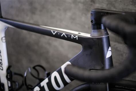 Factor Ostro Vam Naked Carbon Pearl White Vires Velo