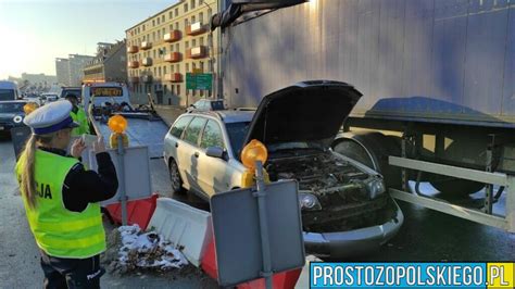 Zderzenie ciężarówki z osobówką na ul Nysy Łużyckiej w Opolu Zdjęcia