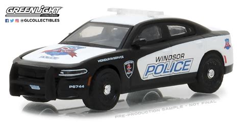 T Hunted As fotos do lote 26 da série Hot Pursuit