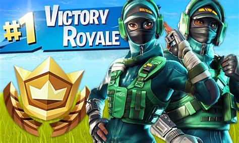 Winning in Squads! // Pro Fortnite Player // 2000 Wins (Fortnite Battle ...