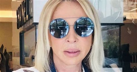 Laura Bozzo compartió foto de como lucía a los años con bikini