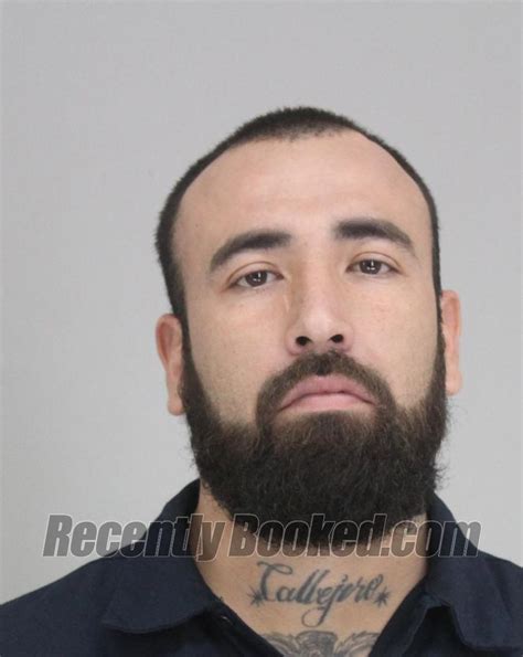 Recent Booking Mugshot For Juan Lopez In Dallas County Texas