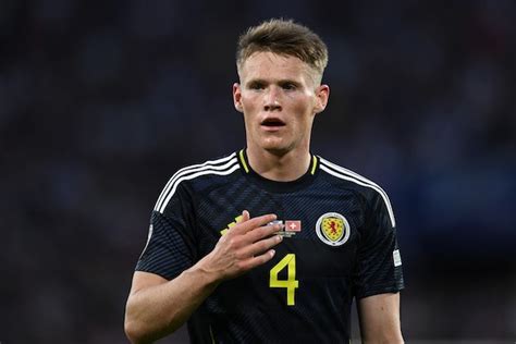 Il Napoli Gilmour McTominay E Kvara