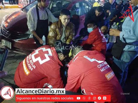 Falla en juego mecánico deja dos personas lesionadas en Huauchinango