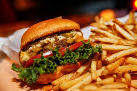 Try 10 Long Island Burger Bars That Elevate Hamburgers From Basic Pub