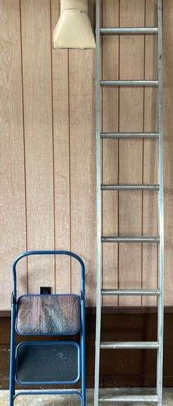 Eight Foot Tall Ladder W Step Step Stool Sherwood Auctions