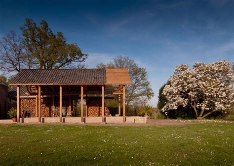 DeBossa Installs Split Level Timber Pavilion In The Grounds Of A Dutch