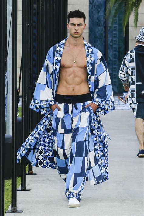 Dolce Gabbana Spring Summer 2021 Men Moda Hombre Moda Primavera Verano Dolce And Gabbana