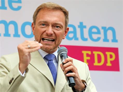 Wahlen In Deutschland Fdp Star Christian Lindner Im Unterhemd Zur