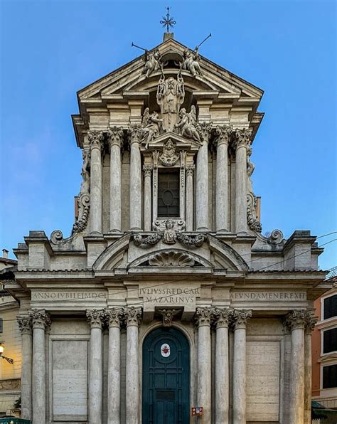 Église Saints Vincent et Anastase à Trevi Italie tourisme