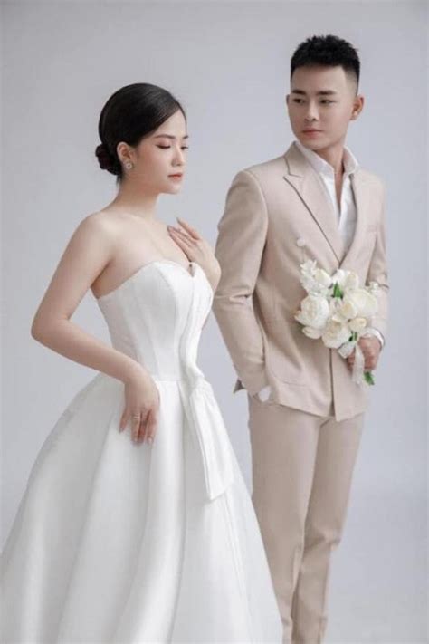 D N B N G I C Hot Girl C A Quang H I L N L T Theo Ch Ng B Cu C Ch I