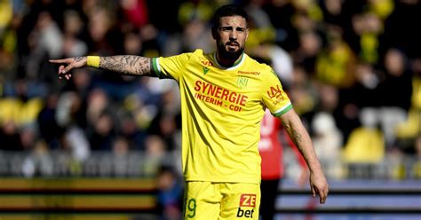 Andy Delort Quitte Nantes S Engage Au Club Qatari D Umm Salal Crumpe