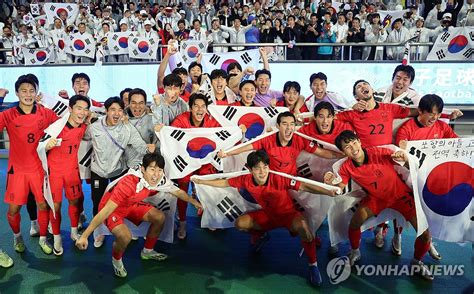 스포츠10대뉴스 ⑧황선홍호 아시안게임 3연패27골 7전 전승 완벽 우승 韓聯社