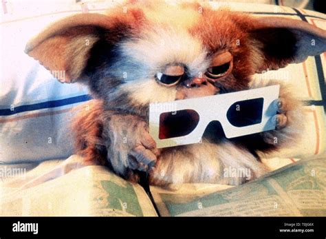 Gizmo Gremlins 1984 Stock Photo Alamy