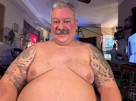 Beach Bear Coach Bear Has Key West Orgasm Because Its O Clock Cum Time In Key West Gay Porn