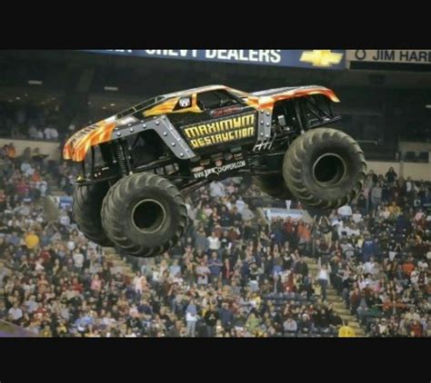 Maximum Destruction #MonsterTruck #monsterjam | Monster trucks, Monster ...