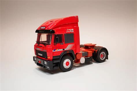 Zetakit Iveco Turbostar Rosso Scala Tumax