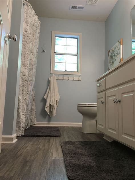 My Finished Bathroom Traffic Master Allure Plus 5 Vinyl Plank In Gray