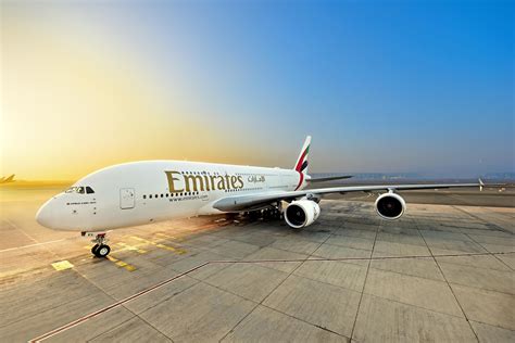 بالصور أحدث طائرات A 380 العملاقة تصل دبي وتنضم إلى طيران الإمارات