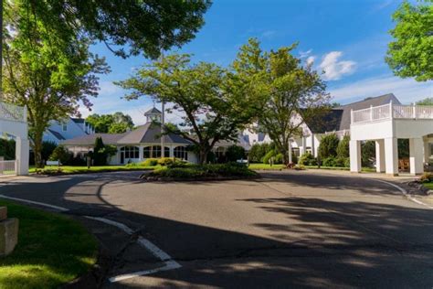 Southbury Ct Senior Living Community Pomperaug Woods