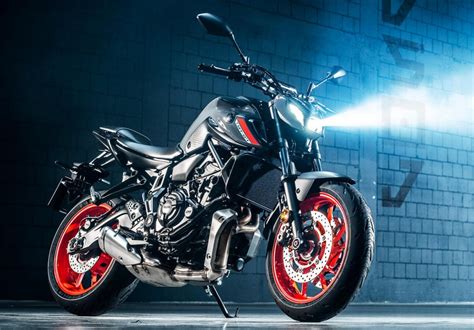 Yamaha Debuts Updated 2021 MT 07 Naked Bike Automacha