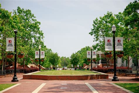 Campus Visitors Guide, The University of Alabama