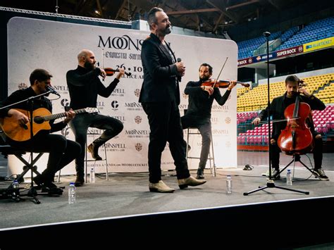 Arte Sonorafotoreportagem Concerto De Moonspell Orquestra