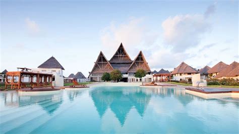 Essque Zalu Zanzibar Looks Absolutely Divine