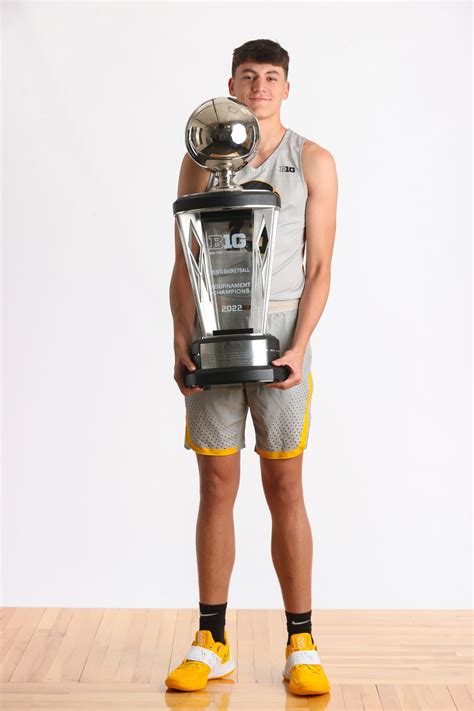 Class of 2023 big man JP Estrella recaps Iowa visit, updates recruiting