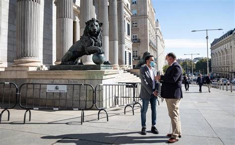 Cs presenta un escrito para que se declare tránsfuga a Vidina Espino