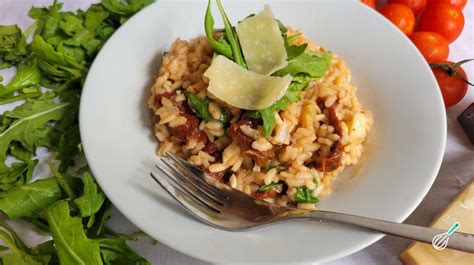 Risoto De Tomate Seco E Rucula - Risoto de tomate seco com rúcula: fino e especial