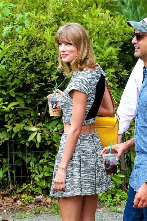 Ts Taylor Swift Casual Taylor Swift 2014 Taylor Swift Style Red