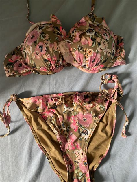 H M Bikini Women S Fashion Swimwear Bikinis Swimsuits On Carousell