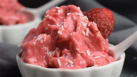 Cr Me Glac E La Fraise Et La Noix De Coco Recette Ultime Fit