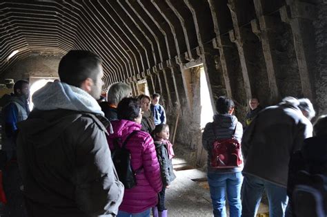 Office De Tourisme Du Pays D Aurillac Visit A Cheese Farm And Meet