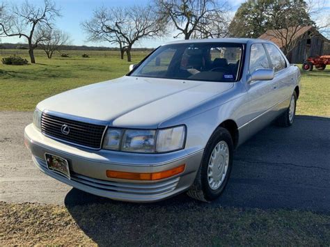 1991 Lexus LS 400 Luxury Sedan 4dr Sedan 62341 Miles Silvermist