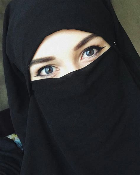 Pin By Ahmad Abu Mailish On Niqab Niqab Niqab Fashion Girls Eyes