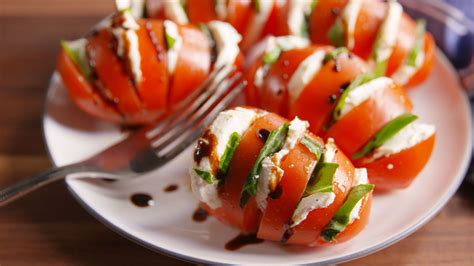 Caprese Tomatoes Are The Most Genius Twist On Caprese Salad Recipe