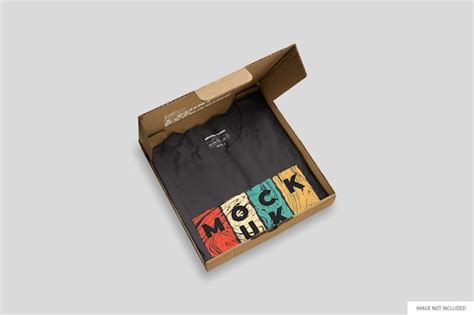 Premium PSD | Tshirt packaging mockup