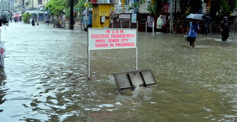 Monsoon Arrives In Mumbai Red Alert In Raigad Over 1000 People