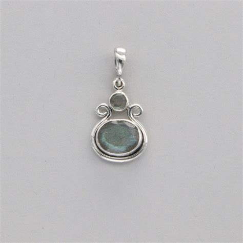 Sterling Silver Oval Labradorite Celtic Teardrop Pendant 925 Sterling