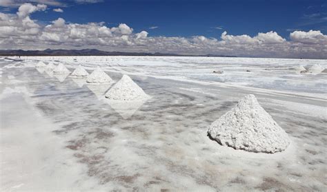 New Lithium Reserve Discovered in Wyoming Could Meet All US Demand ...